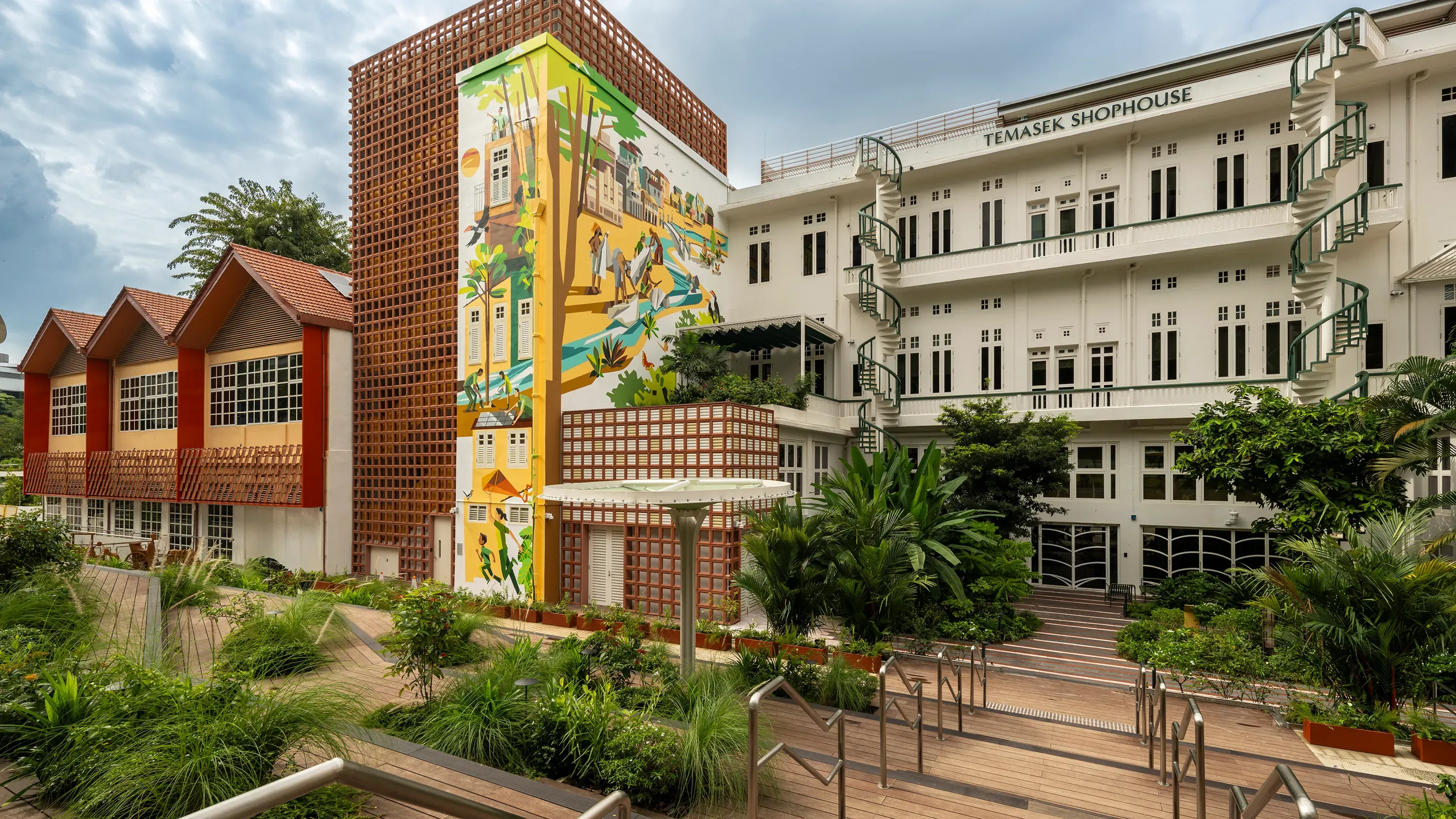 Photo of the exterior of Temasek Shophouse